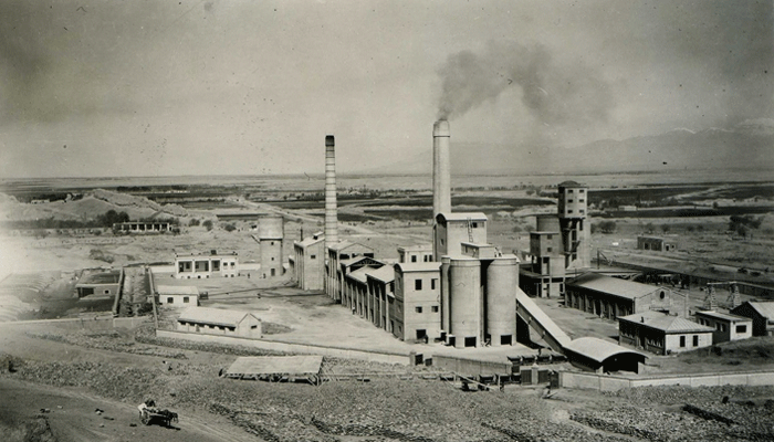 کارخانه سیمان‌سازی در تهران